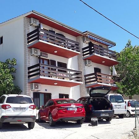 Apartments Martin & Marija Lokva Rogoznica Exteriör bild